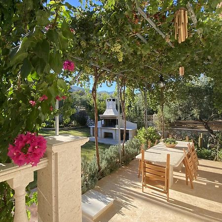 Villa Serenity Agia Marina  외부 사진
