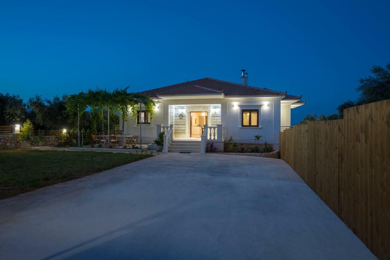 Villa Serenity Agia Marina  외부 사진