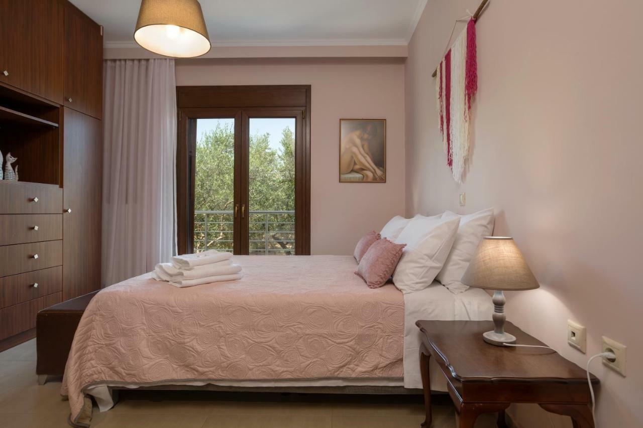 Villa Serenity Agia Marina  외부 사진