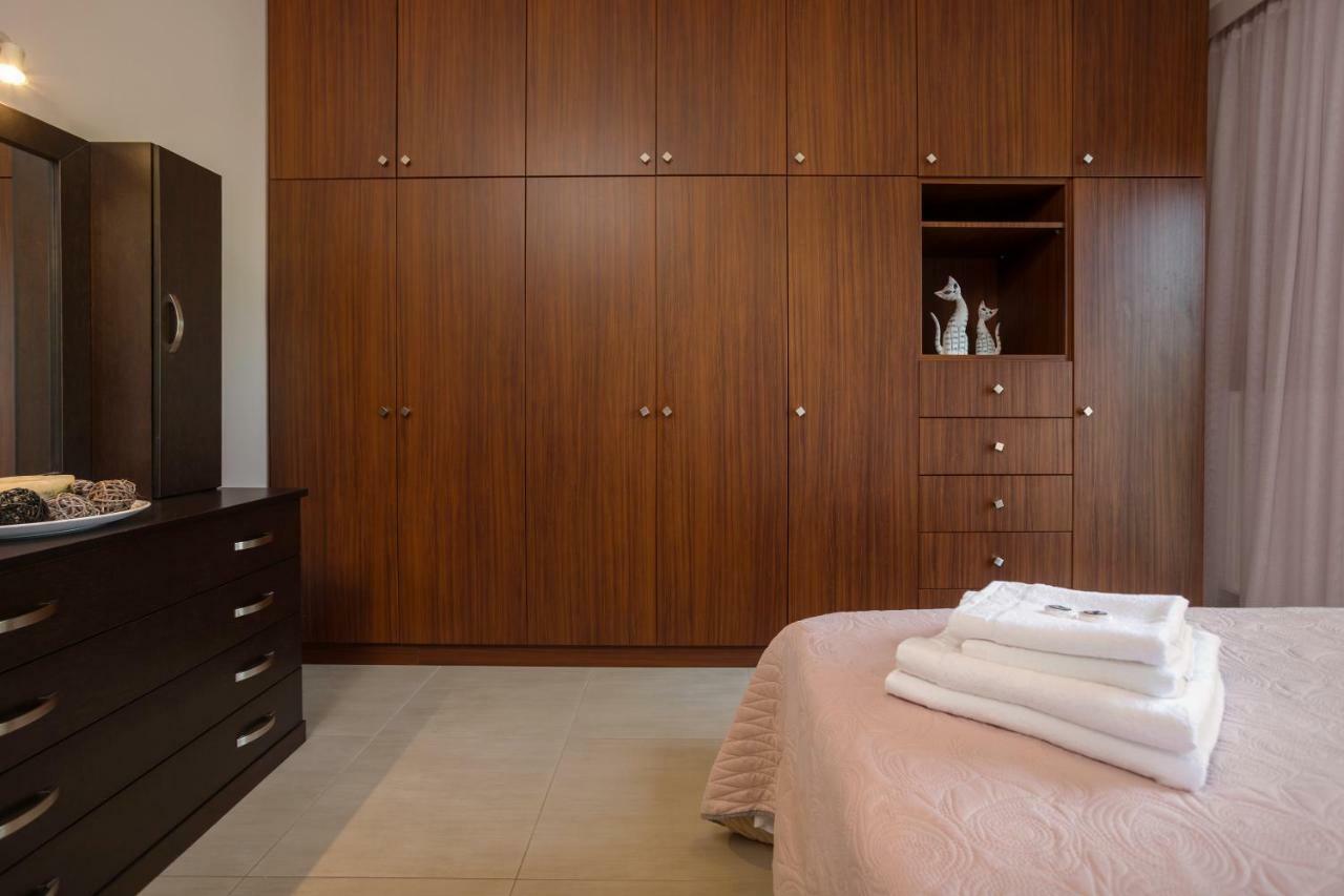 Villa Serenity Agia Marina  외부 사진